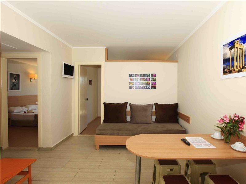 Sun City Apartments & Hotel Σιντέ Εξωτερικό φωτογραφία